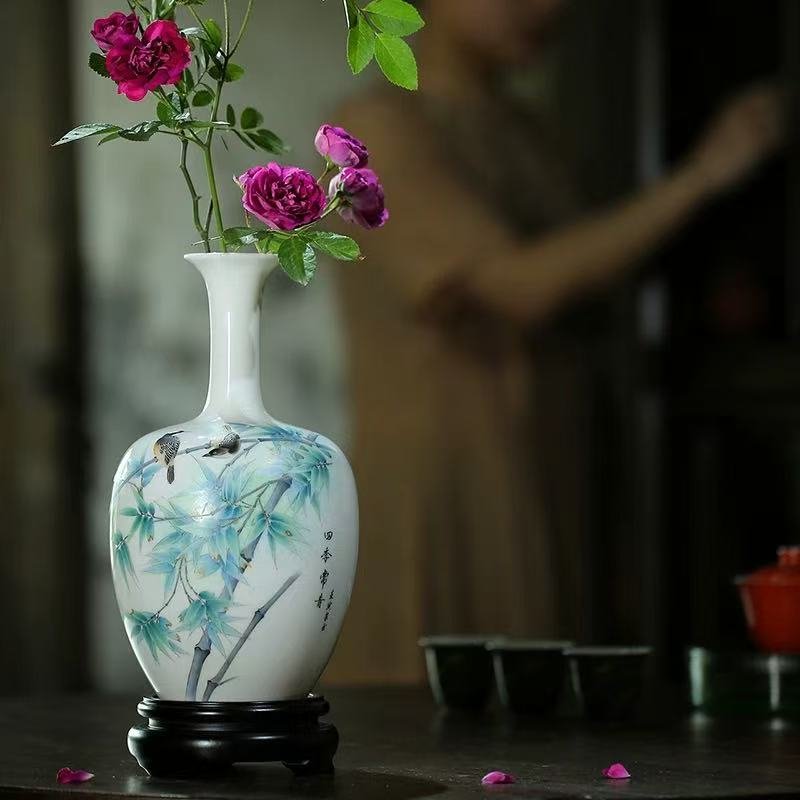 Dehua white porcelain ornaments, mutton-fat jade porcelain vase-Verdant